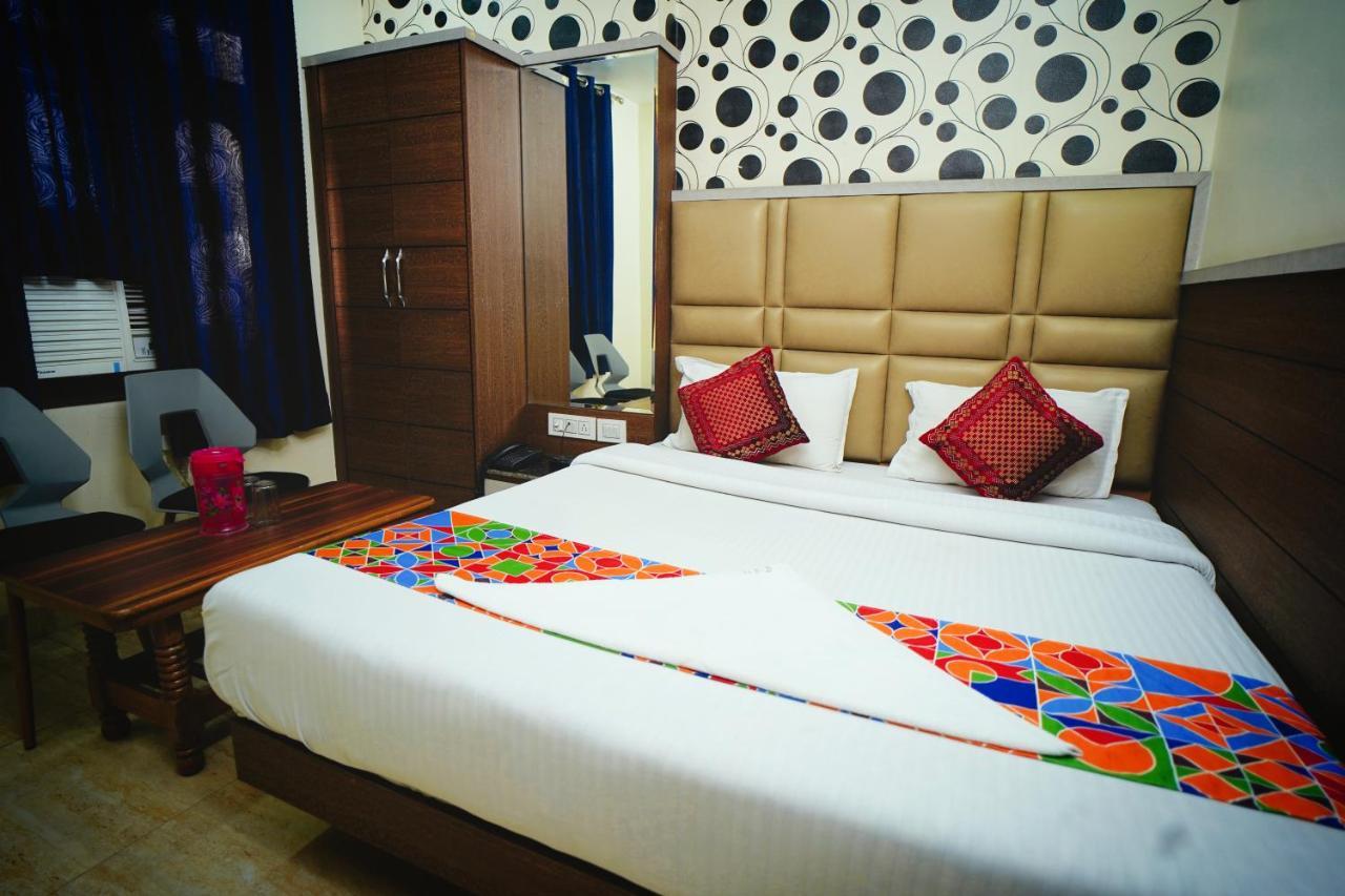 Hotel Delhi Darshan Deluxe-By Rsl Hospitality Neu-Delhi Exterior foto