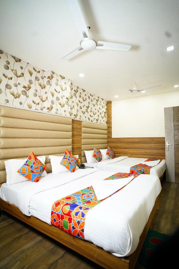 Hotel Delhi Darshan Deluxe-By Rsl Hospitality Neu-Delhi Exterior foto