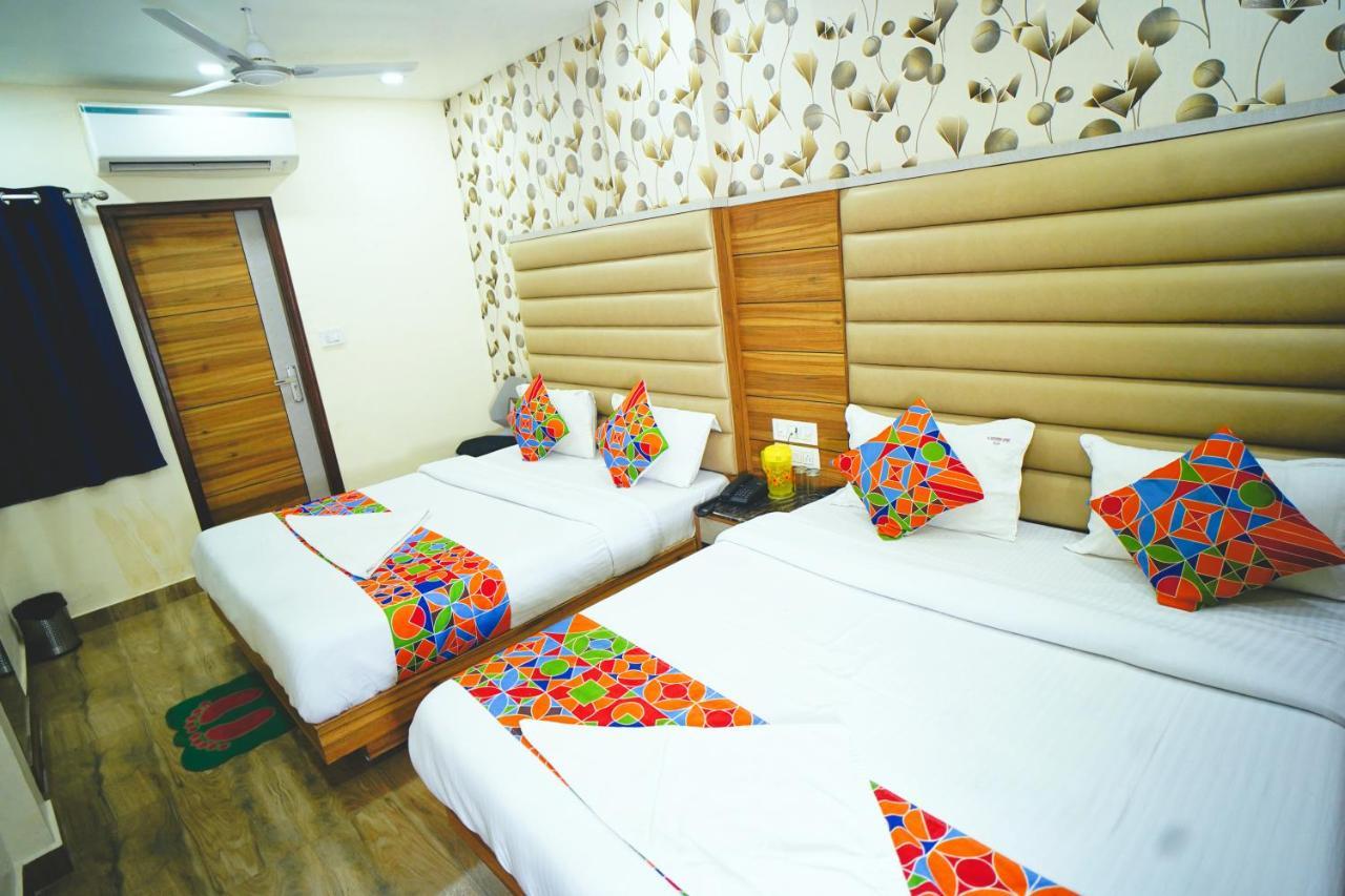 Hotel Delhi Darshan Deluxe-By Rsl Hospitality Neu-Delhi Exterior foto