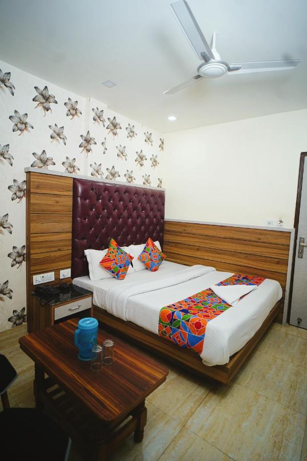 Hotel Delhi Darshan Deluxe-By Rsl Hospitality Neu-Delhi Exterior foto